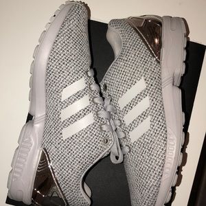 Adidas Torision Flux Grey Women’s 8, Kids 6.5